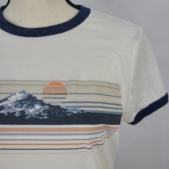 Retro Tee, women's size L, good condition - Picture 3 of 7